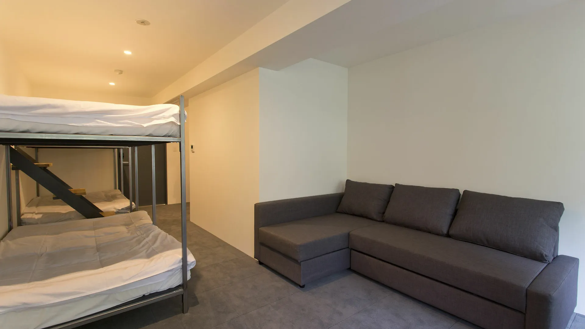Piece Hostel Sanjo Kyōto Japan
