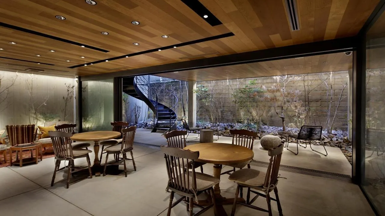 Piece Hostel Sanjo Kyoto 0*,